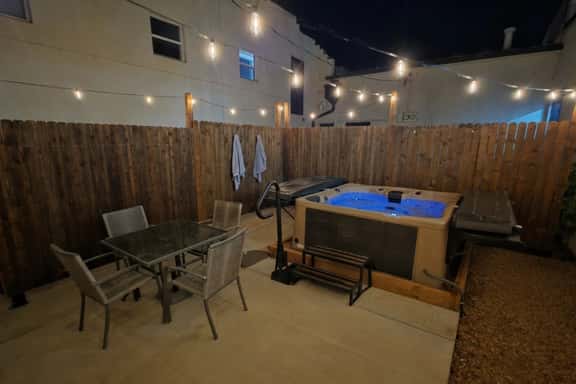 Private Hot Tub · 2BR Downtown Cañon City - Image 1